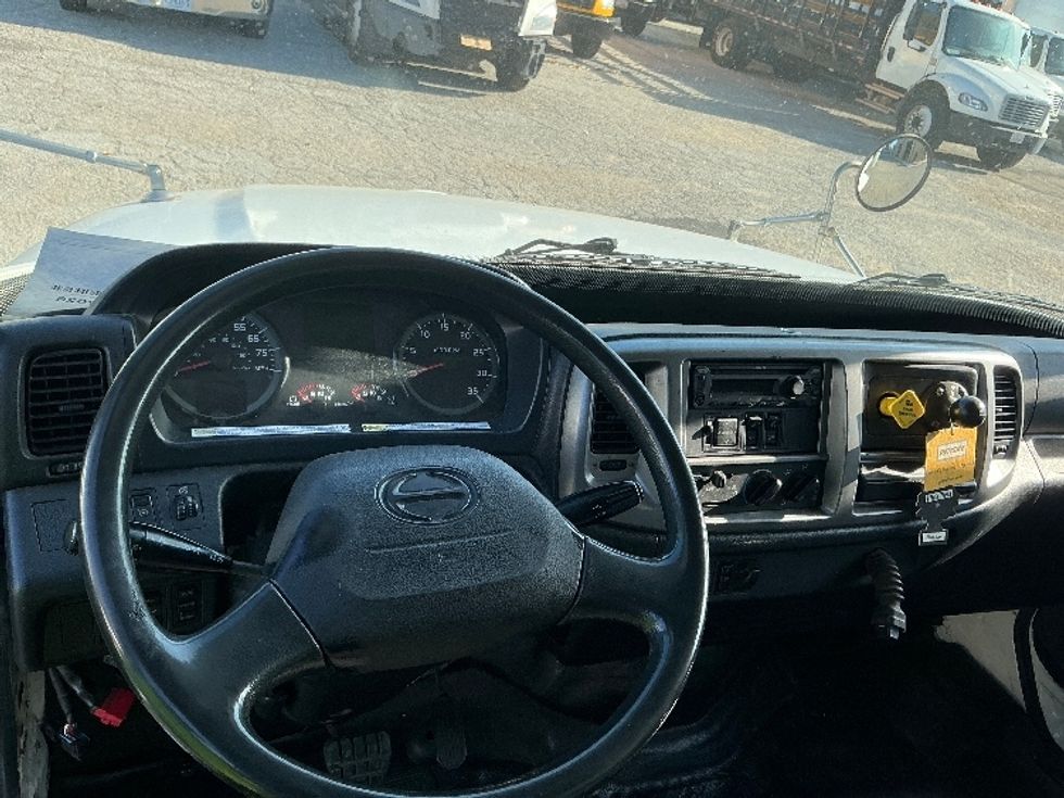 Medium Duty Box Truck-Light and Medium Duty Trucks-Hino-2019-338-Torrance-CA-321,564\n\t\tmiles-$ 21,000 - Image 18