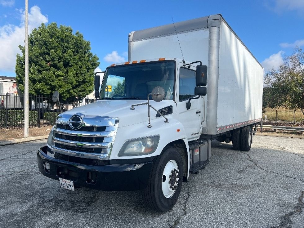 Medium Duty Box Truck-Light and Medium Duty Trucks-Hino-2019-338-Torrance-CA-321,564\n\t\tmiles-$ 21,000 - Image 3
