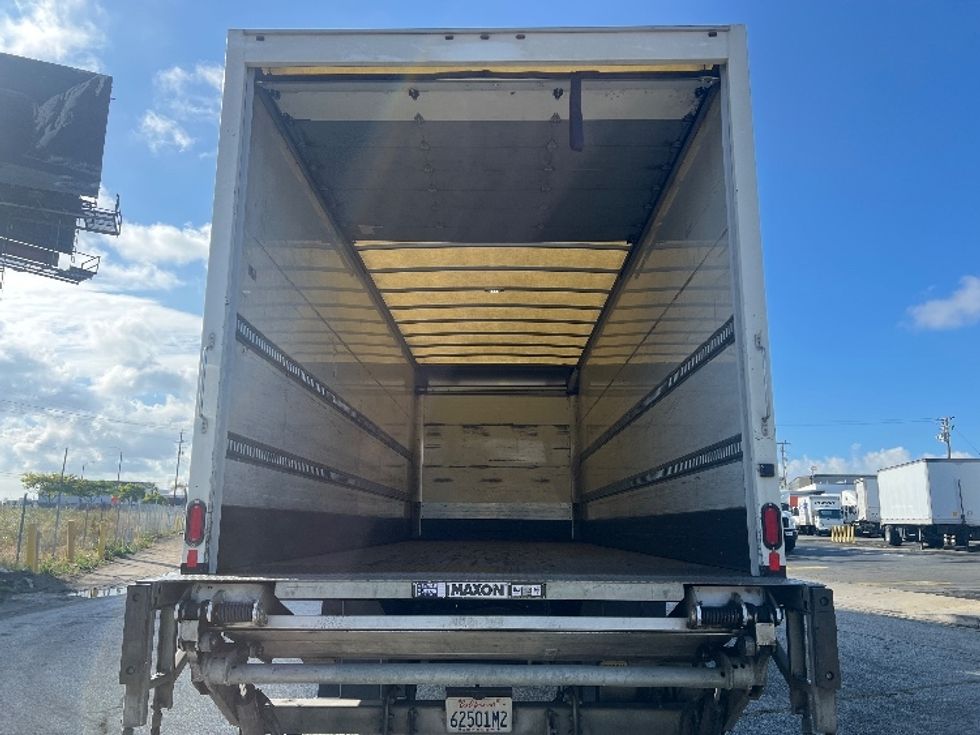 Medium Duty Box Truck-Light and Medium Duty Trucks-Hino-2019-338-Torrance-CA-321,564\n\t\tmiles-$ 21,000 - Image 8