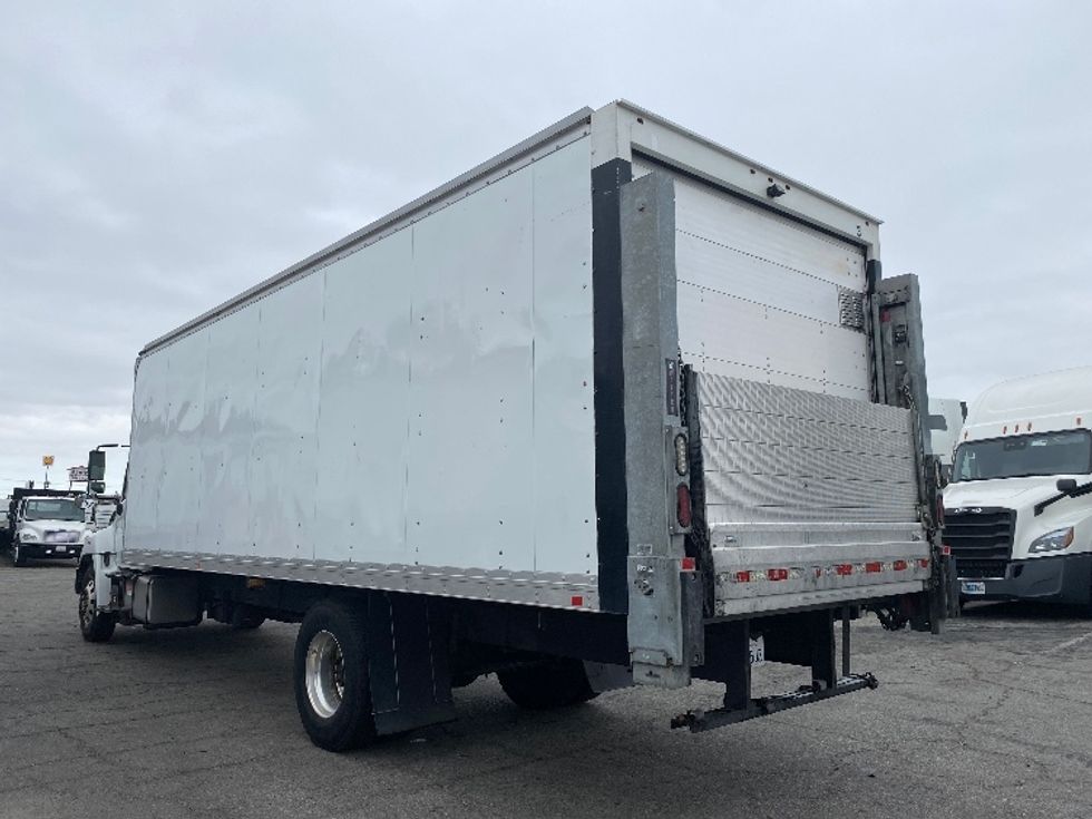 Medium Duty Box Truck-Light and Medium Duty Trucks-Hino-2019-338-Torrance-CA-72,742\n\t\tmiles-$ 50,250 - Image 6
