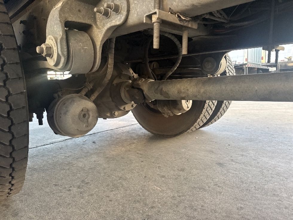 Medium Duty Box Truck-Light and Medium Duty Trucks-Hino-2019-338-Torrance-CA-86,127\n\t\tmiles-$ 49,250 - Image 14