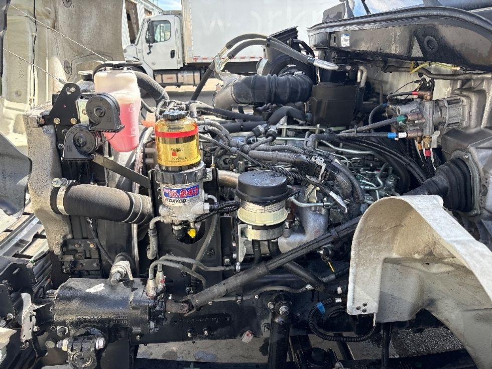 Medium Duty Box Truck-Light and Medium Duty Trucks-Hino-2019-338-West Sacramento-CA-116,879\n\t\tmiles-$ 49,500 - Image 24