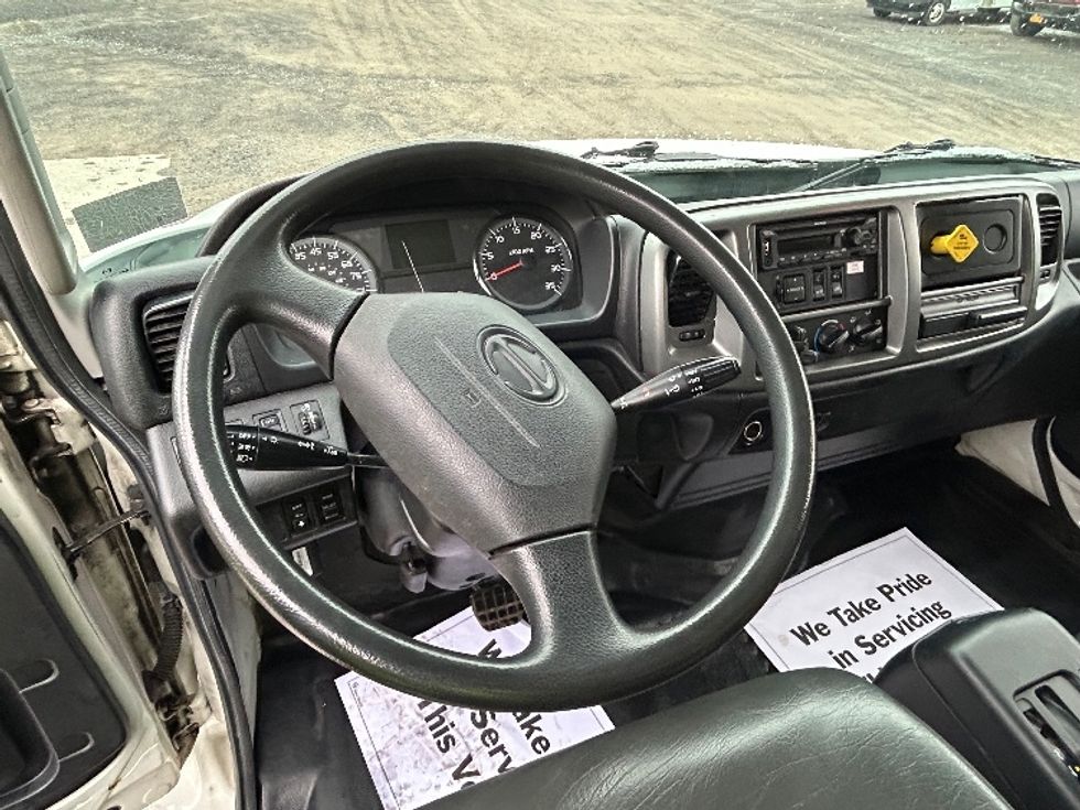 Medium Duty Box Truck-Light and Medium Duty Trucks-Hino-2019-338-Whitesboro-NY-78,992\n\t\tmiles-$ 53,250 - Image 16