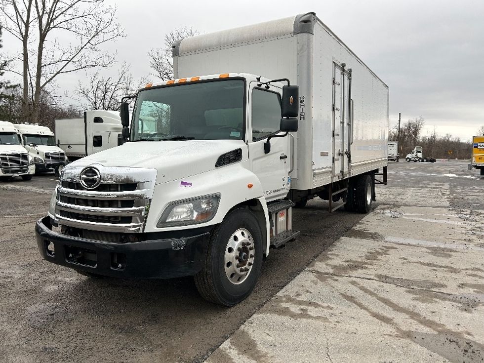 Medium Duty Box Truck-Light and Medium Duty Trucks-Hino-2019-338-Whitesboro-NY-78,992\n\t\tmiles-$ 53,250 - Image 3