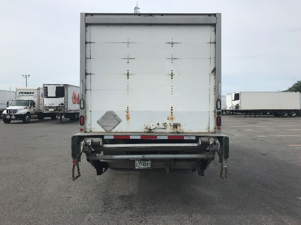 Medium Duty Box Truck-Light and Medium Duty Trucks-Hino-2019-358-Saint Laurent-PQ-285,770\n\t\tkm-$ 56,500 - Image 7