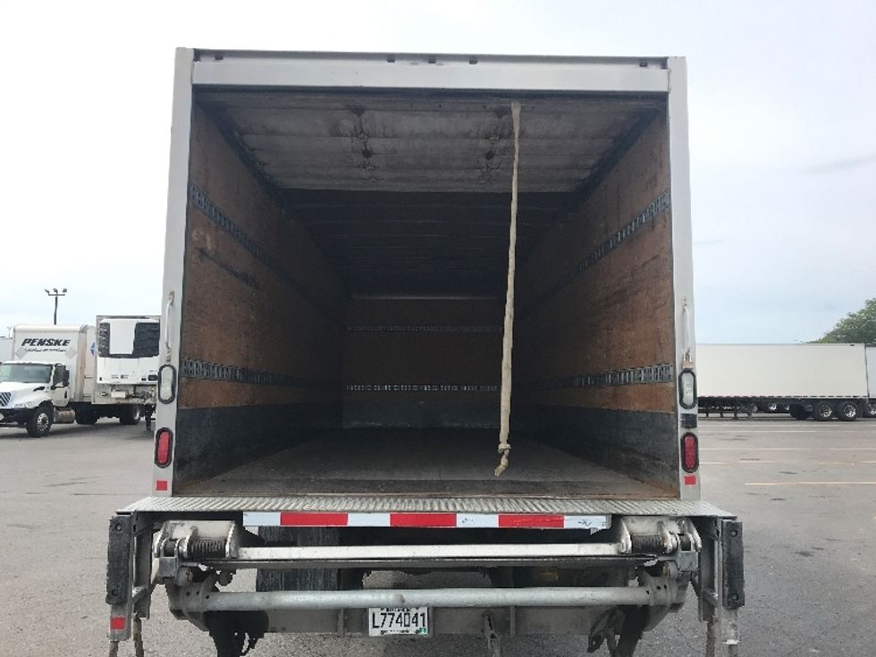 Medium Duty Box Truck-Light and Medium Duty Trucks-Hino-2019-358-Saint Laurent-PQ-285,770\n\t\tkm-$ 56,500 - Image 8