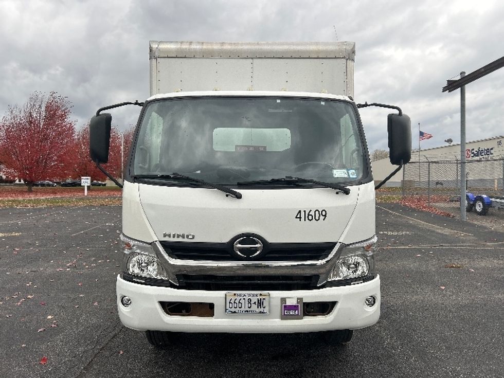 Medium Duty Box Truck-Light and Medium Duty Trucks-Hino-2020-155-Fredonia-NY-127,798\n\t\tmiles-$ 35,750 - Image 2