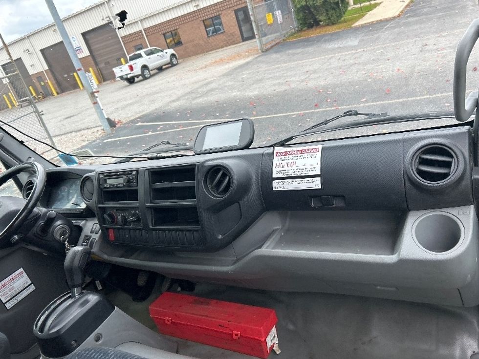 Medium Duty Box Truck-Light and Medium Duty Trucks-Hino-2020-155-Fredonia-NY-127,798\n\t\tmiles-$ 35,750 - Image 21