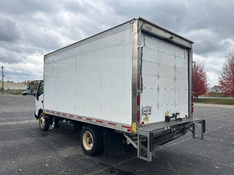 Medium Duty Box Truck-Light and Medium Duty Trucks-Hino-2020-155-Fredonia-NY-127,798\n\t\tmiles-$ 35,750 - Image 6