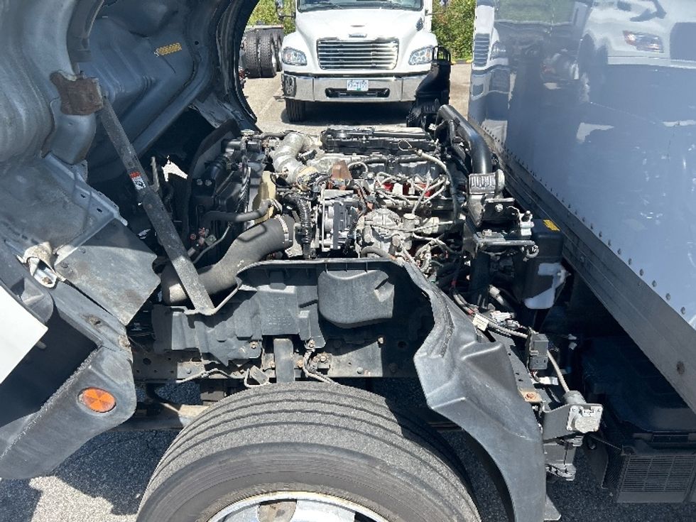 Medium Duty Box Truck-Light and Medium Duty Trucks-Hino-2020-195-Abbotsford-BC-148,800\n\t\tkm-$ 54,500 - Image 24