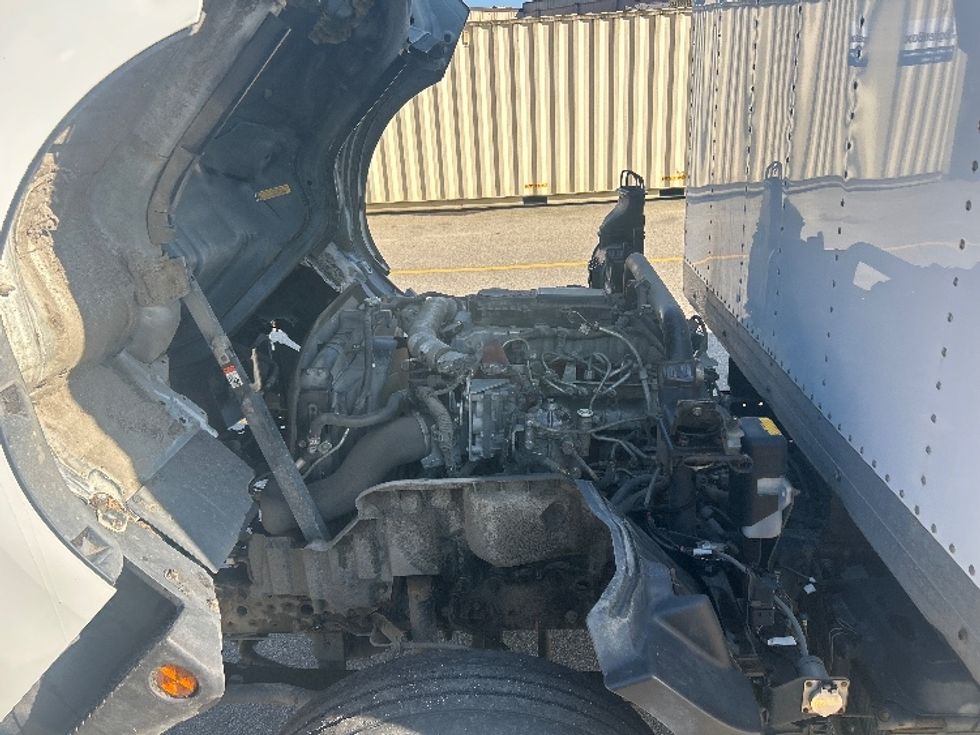Medium Duty Box Truck-Light and Medium Duty Trucks-Hino-2020-195-Abbotsford-BC-229,512\n\t\tkm-$ 56,250 - Image 24