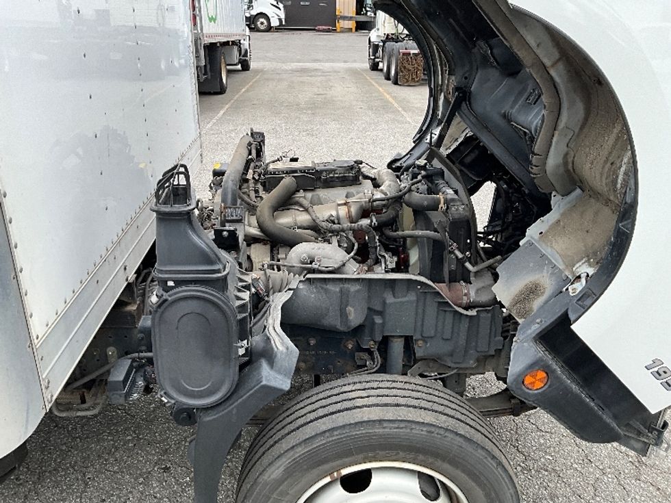 Medium Duty Box Truck-Light and Medium Duty Trucks-Hino-2020-195-Abbotsford-BC-48,547\n\t\tkm-$ 73,500 - Image 24