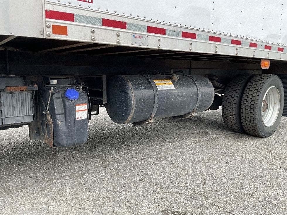 Medium Duty Box Truck-Light and Medium Duty Trucks-Hino-2020-195-Abbotsford-BC-48,547\n\t\tkm-$ 73,500 - Image 5