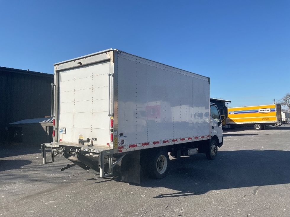 Medium Duty Box Truck-Light and Medium Duty Trucks-Hino-2020-195-Albany-NY-150,727\n\t\tmiles-$ 34,750 - Image 13