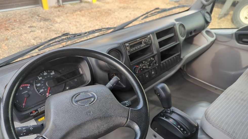 Medium Duty Box Truck-Light and Medium Duty Trucks-Hino-2020-195-Atlanta-GA-178,864\n\t\tmiles-$ 34,000 - Image 17