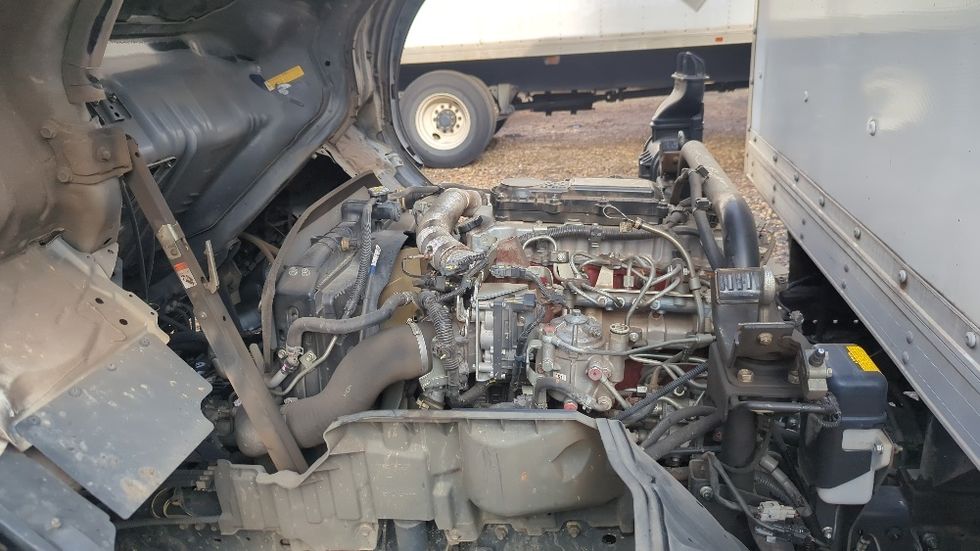 Medium Duty Box Truck-Light and Medium Duty Trucks-Hino-2020-195-Atlanta-GA-178,864\n\t\tmiles-$ 34,000 - Image 24