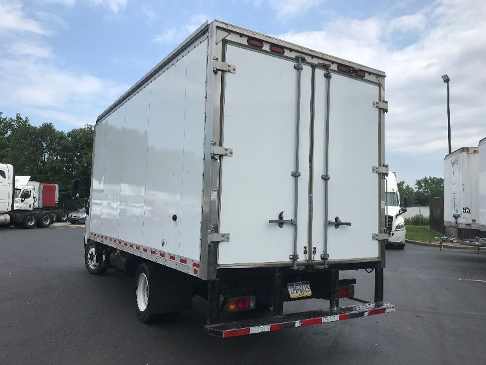 Medium Duty Box Truck-Light and Medium Duty Trucks-Hino-2020-195-Bensalem-PA-110,205\n\t\tmiles-$ 41,250 - Image 6