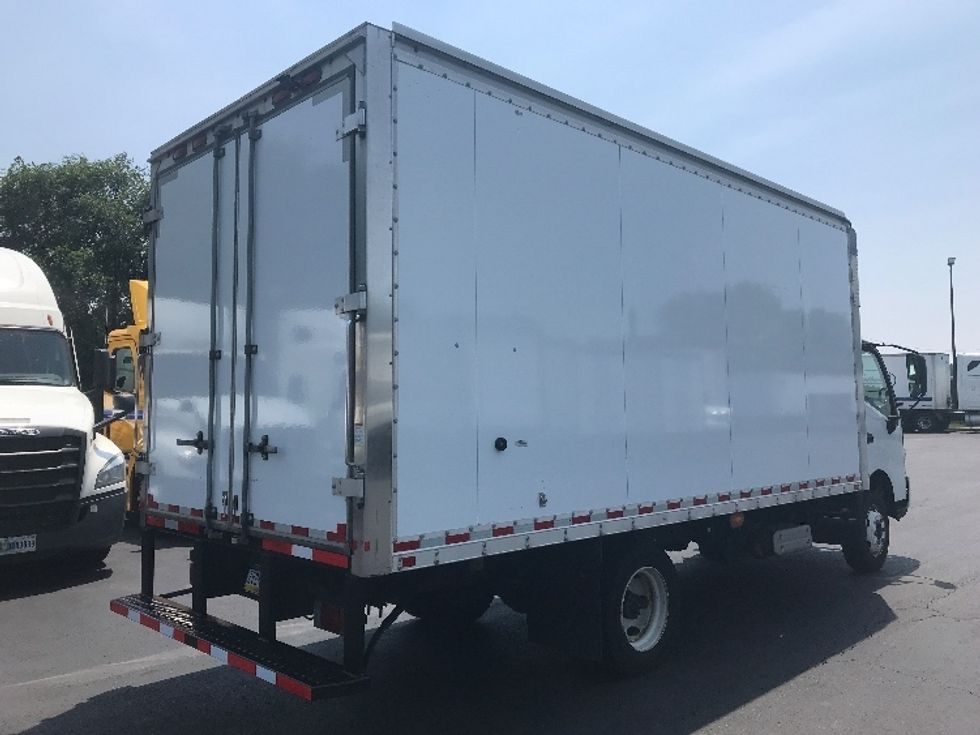 Medium Duty Box Truck-Light and Medium Duty Trucks-Hino-2020-195-Bensalem-PA-123,673\n\t\tmiles-$ 39,750 - Image 12