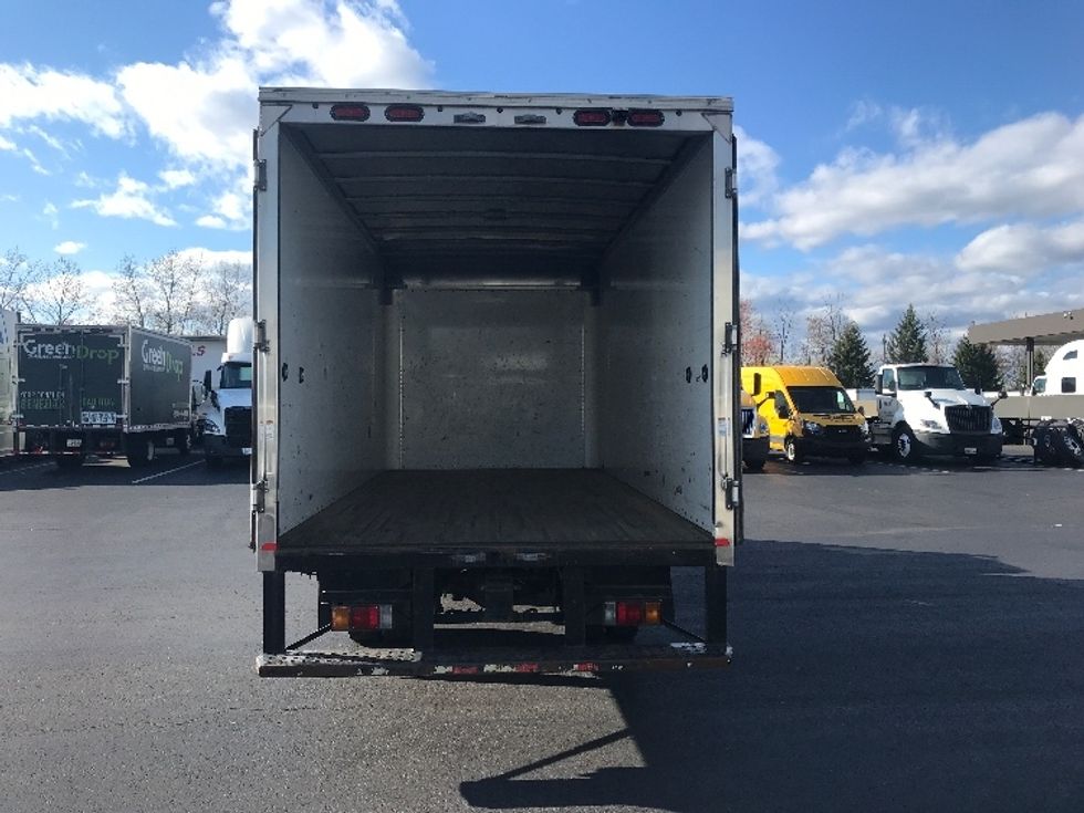Medium Duty Box Truck-Light and Medium Duty Trucks-Hino-2020-195-Bensalem-PA-127,331\n\t\tmiles-$ 40,000 - Image 8