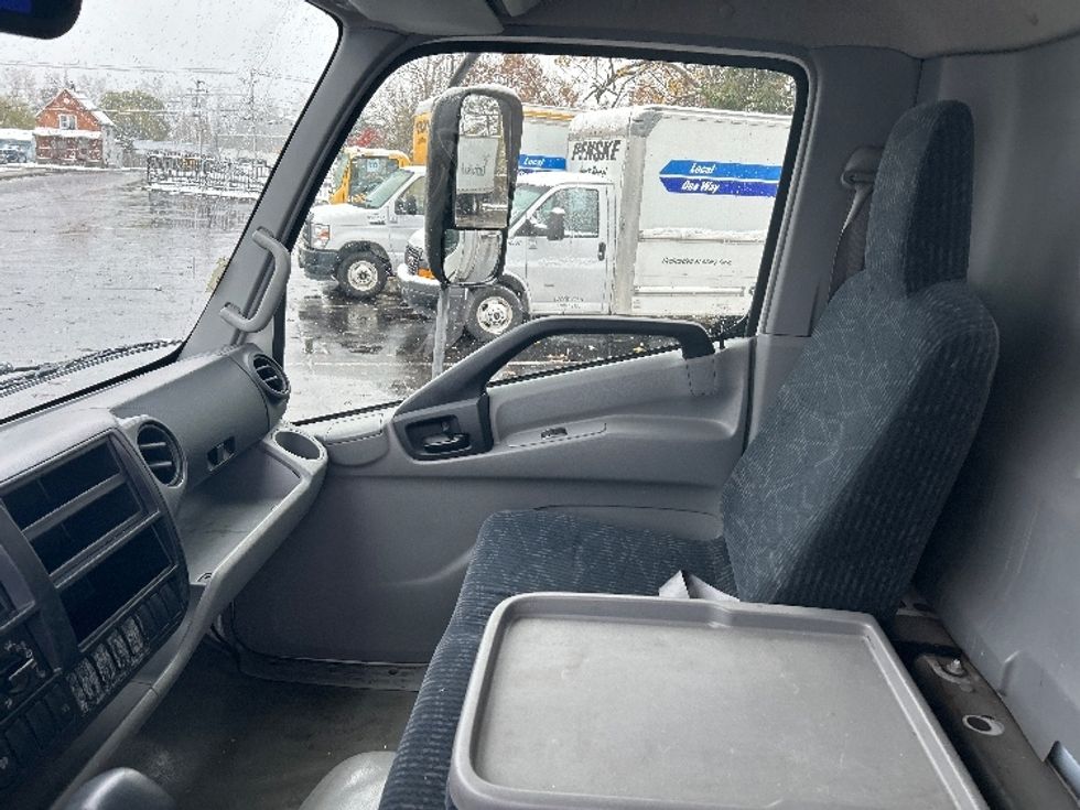 Medium Duty Box Truck-Light and Medium Duty Trucks-Hino-2020-195-Buffalo-NY-110,929\n\t\tmiles-$ 39,500 - Image 19