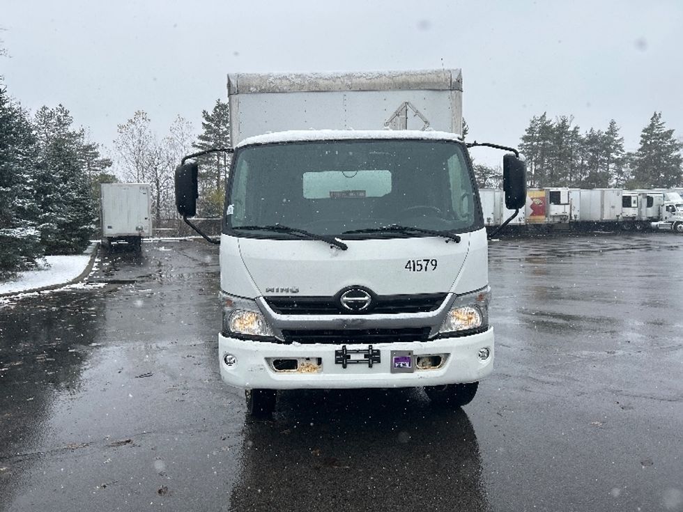 Medium Duty Box Truck-Light and Medium Duty Trucks-Hino-2020-195-Buffalo-NY-110,929\n\t\tmiles-$ 39,500 - Image 2