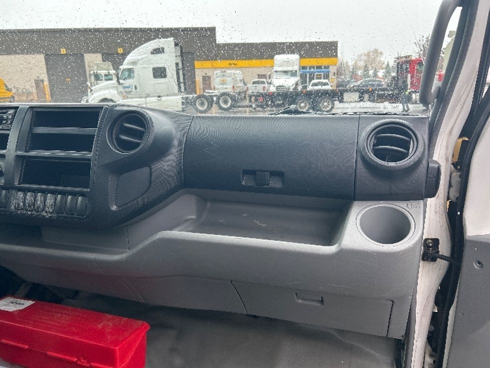 Medium Duty Box Truck-Light and Medium Duty Trucks-Hino-2020-195-Buffalo-NY-110,929\n\t\tmiles-$ 39,500 - Image 21