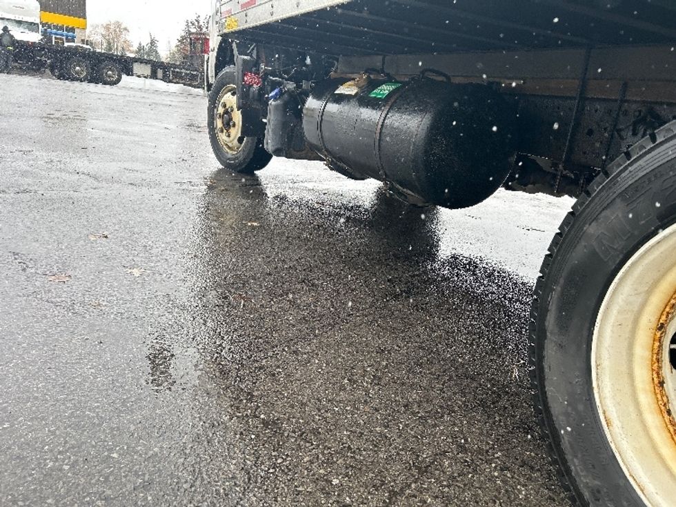 Medium Duty Box Truck-Light and Medium Duty Trucks-Hino-2020-195-Buffalo-NY-110,929\n\t\tmiles-$ 39,500 - Image 5