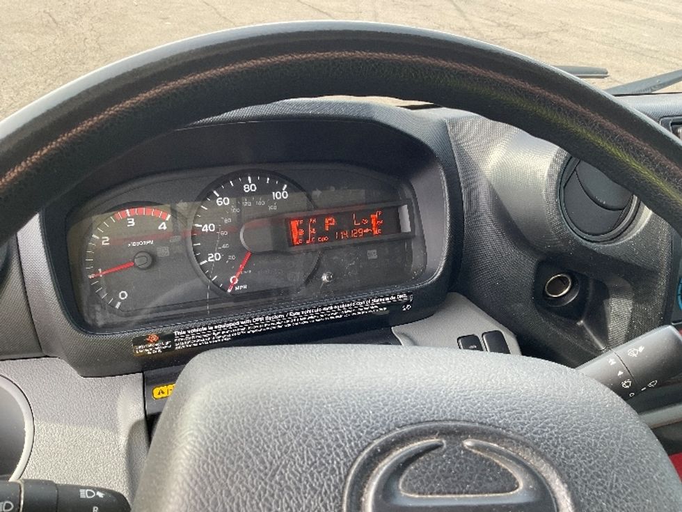 Medium Duty Box Truck-Light and Medium Duty Trucks-Hino-2020-195-Buffalo-NY-118,084\n\t\tmiles-$ 40,250 - Image 18