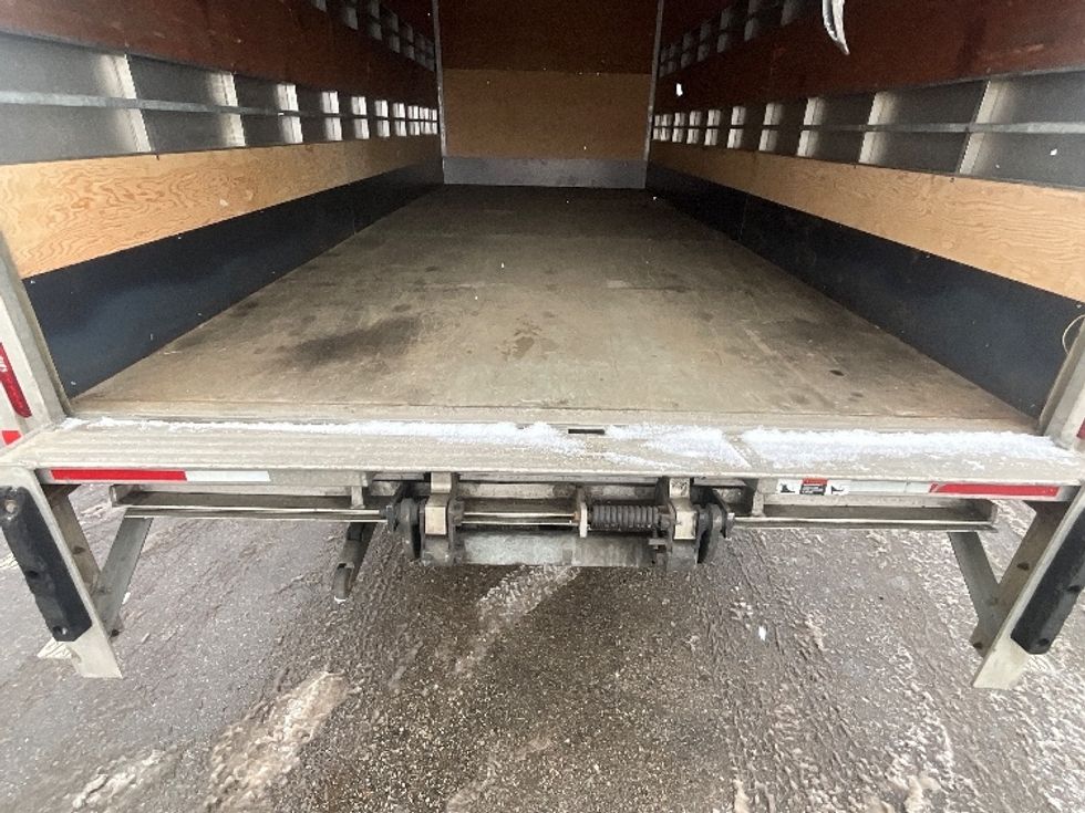 Medium Duty Box Truck-Light and Medium Duty Trucks-Hino-2020-195-Cambridge-ON-262,800\n\t\tkm-$ 49,250 - Image 10