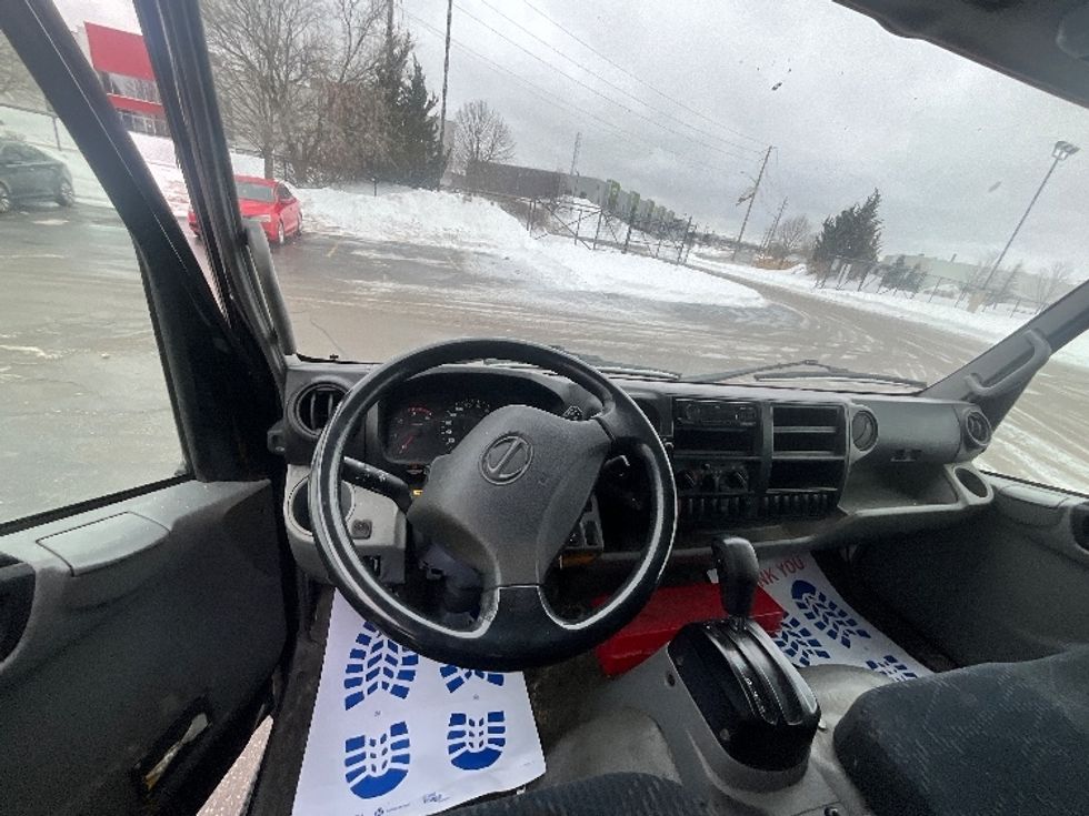 Medium Duty Box Truck-Light and Medium Duty Trucks-Hino-2020-195-Cambridge-ON-262,800\n\t\tkm-$ 49,250 - Image 18