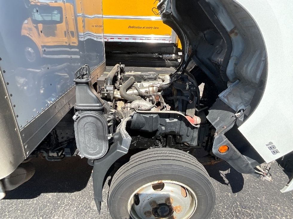 Medium Duty Box Truck-Light and Medium Duty Trucks-Hino-2020-195-Cambridge-ON-67,079\n\t\tkm-$ 61,500 - Image 23