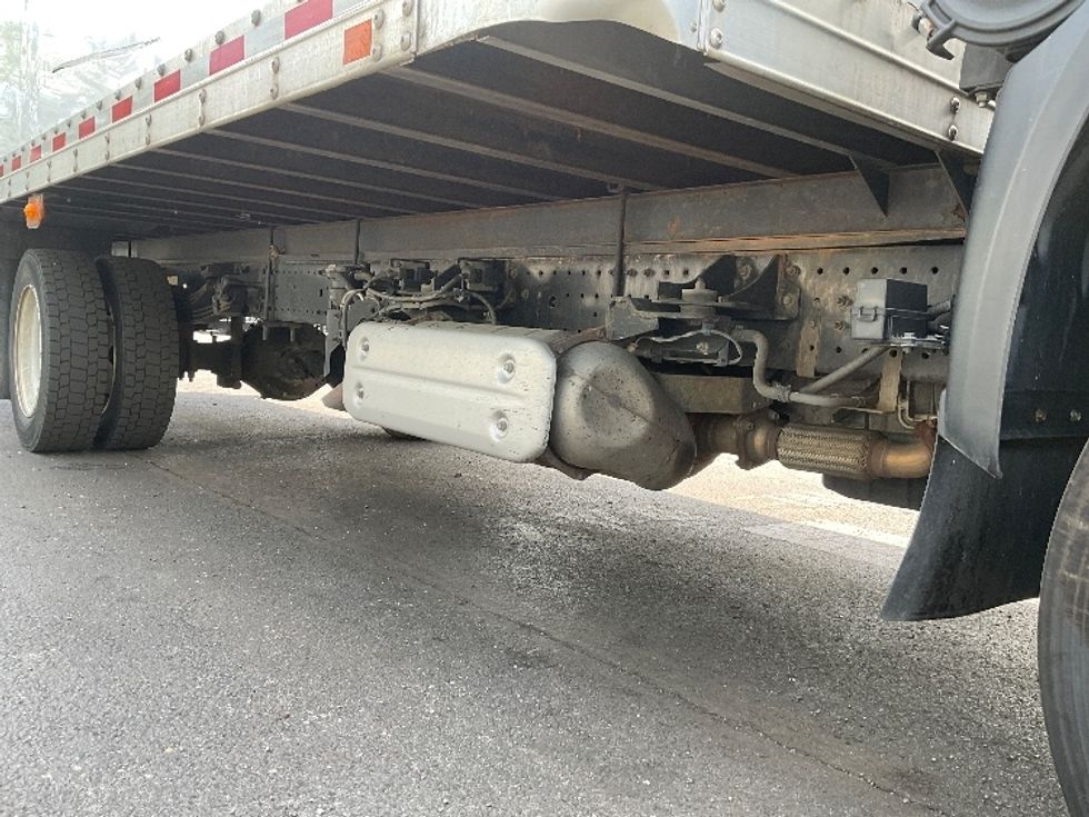 Medium Duty Box Truck-Light and Medium Duty Trucks-Hino-2020-195-Capitol Heights-MD-110,097\n\t\tmiles-$ 34,000 - Image 14