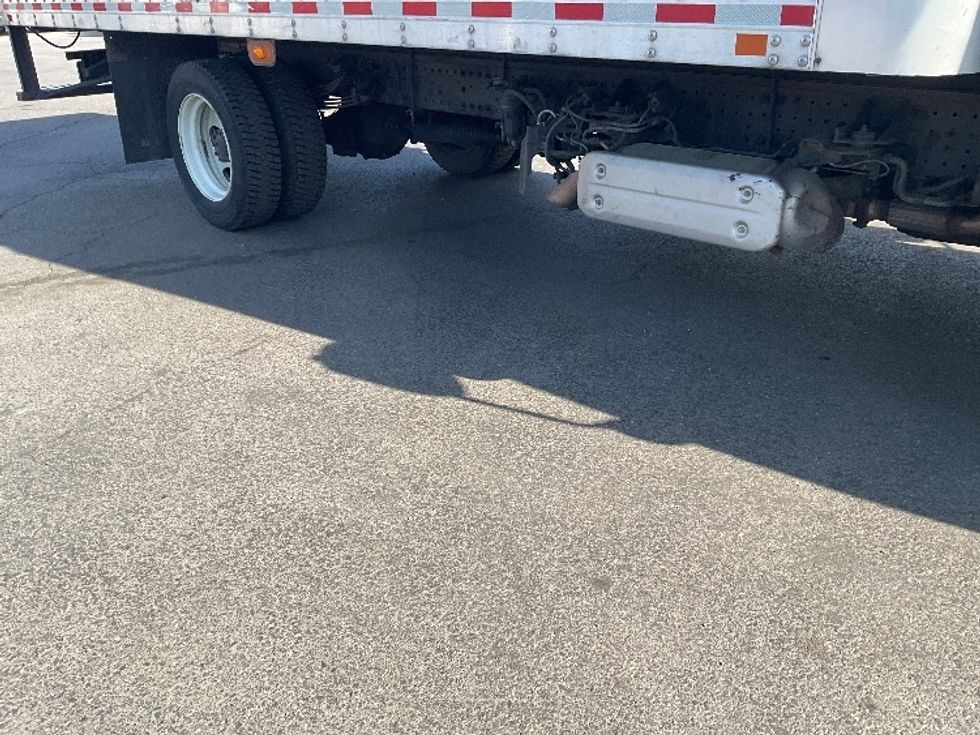 Medium Duty Box Truck-Light and Medium Duty Trucks-Hino-2020-195-Capitol Heights-MD-126,648\n\t\tmiles-$ 42,000 - Image 14