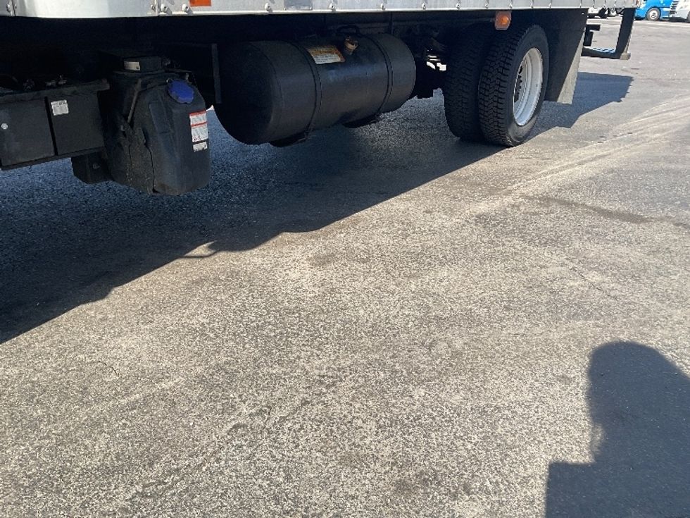 Medium Duty Box Truck-Light and Medium Duty Trucks-Hino-2020-195-Capitol Heights-MD-126,648\n\t\tmiles-$ 42,000 - Image 5