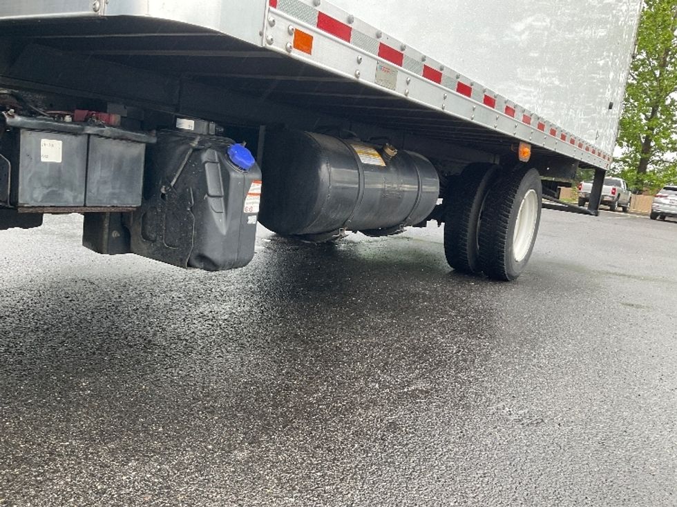 Medium Duty Box Truck-Light and Medium Duty Trucks-Hino-2020-195-Capitol Heights-MD-140,729\n\t\tmiles-$ 38,250 - Image 5