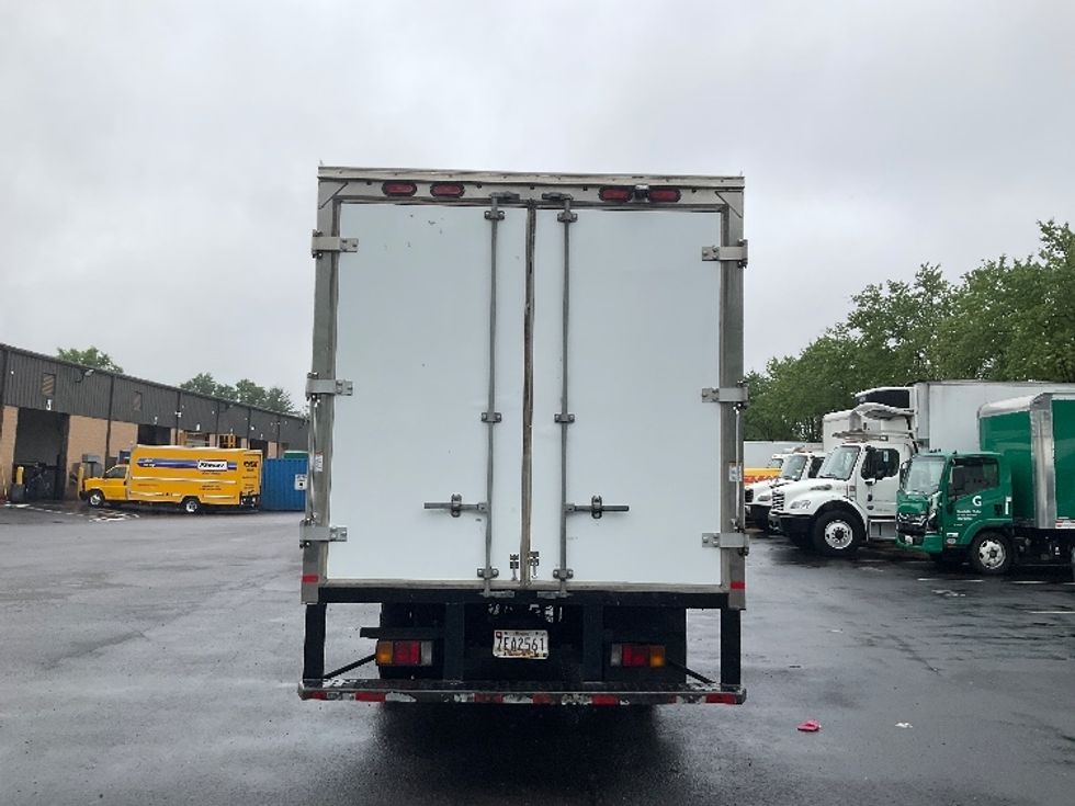 Medium Duty Box Truck-Light and Medium Duty Trucks-Hino-2020-195-Capitol Heights-MD-140,729\n\t\tmiles-$ 38,250 - Image 7