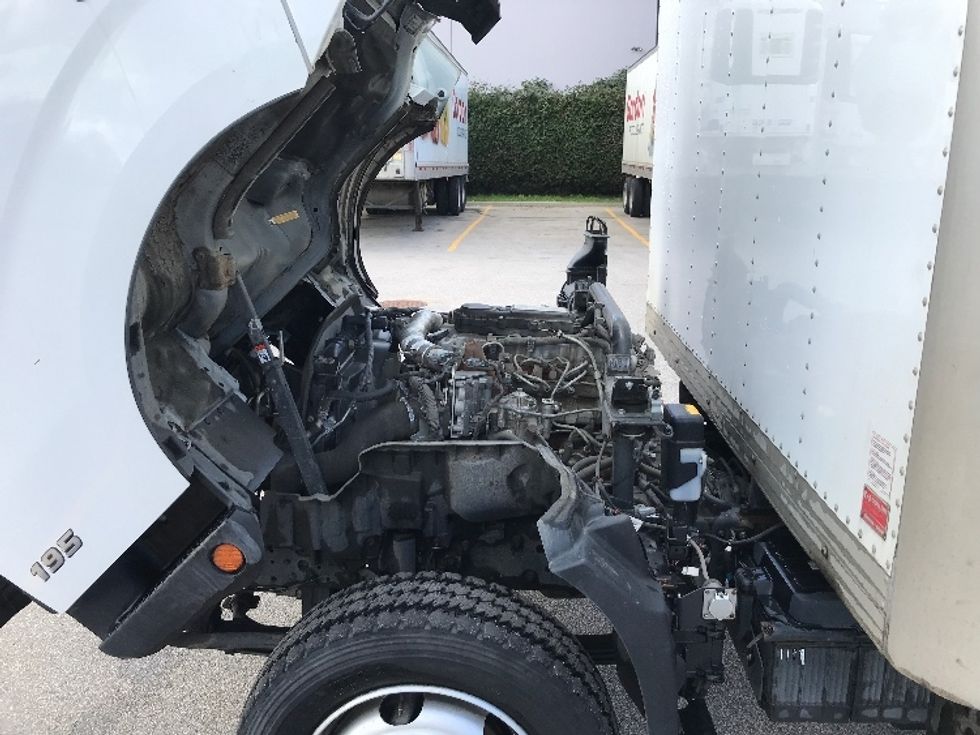 Medium Duty Box Truck-Light and Medium Duty Trucks-Hino-2020-195-Delta-BC-243,637\n\t\tkm-$ 53,250 - Image 22