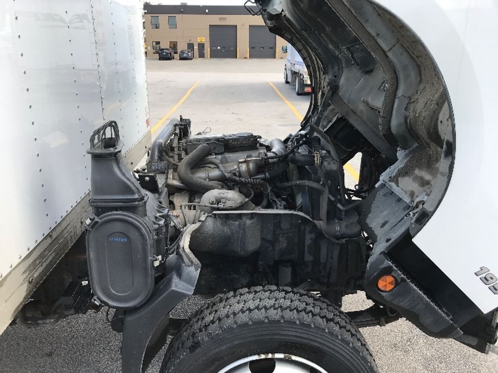 Medium Duty Box Truck-Light and Medium Duty Trucks-Hino-2020-195-Delta-BC-243,637\n\t\tkm-$ 53,250 - Image 23