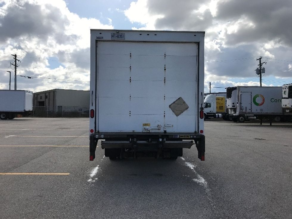 Medium Duty Box Truck-Light and Medium Duty Trucks-Hino-2020-195-Delta-BC-243,637\n\t\tkm-$ 53,250 - Image 7