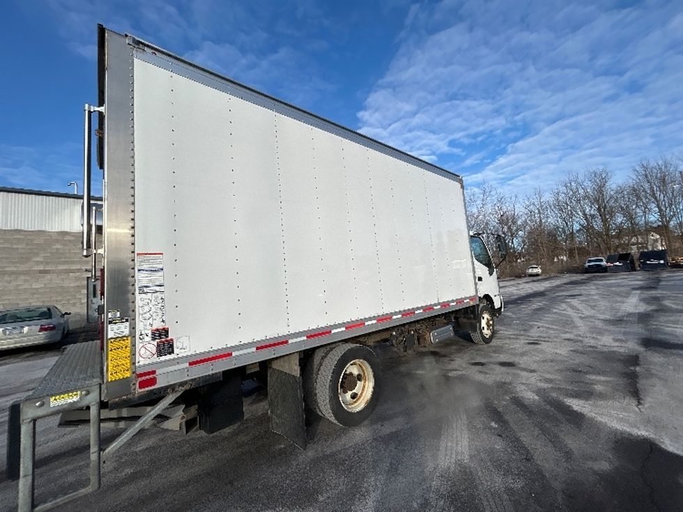 Medium Duty Box Truck-Light and Medium Duty Trucks-Hino-2020-195-Elmira-NY-148,439\n\t\tmiles-$ 36,000 - Image 12