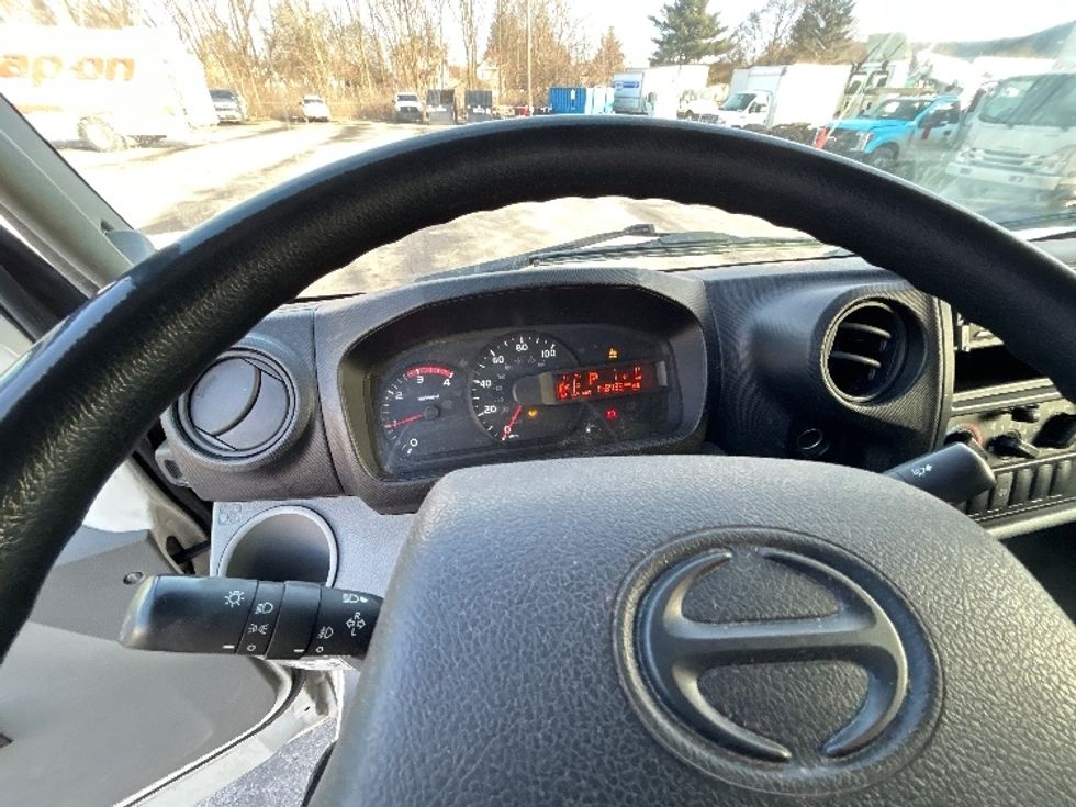 Medium Duty Box Truck-Light and Medium Duty Trucks-Hino-2020-195-Elmira-NY-148,439\n\t\tmiles-$ 36,000 - Image 16