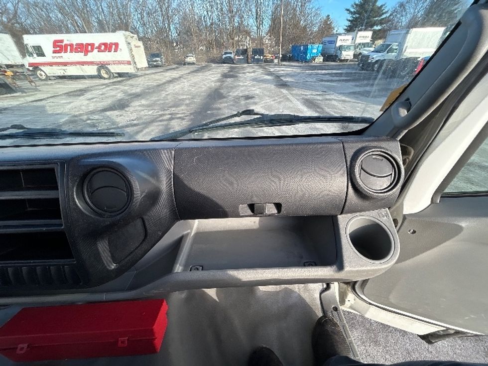 Medium Duty Box Truck-Light and Medium Duty Trucks-Hino-2020-195-Elmira-NY-148,439\n\t\tmiles-$ 36,000 - Image 20