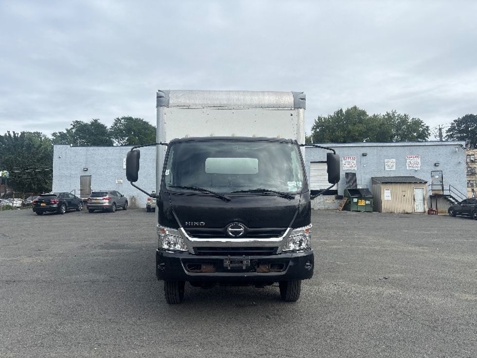 Medium Duty Box Truck-Light and Medium Duty Trucks-Hino-2020-195-Elmsford-NY-51,152\n\t\tmiles-$ 47,250 - Image 2