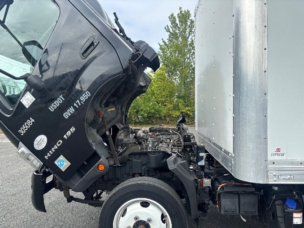 Medium Duty Box Truck-Light and Medium Duty Trucks-Hino-2020-195-Elmsford-NY-51,152\n\t\tmiles-$ 47,250 - Image 24