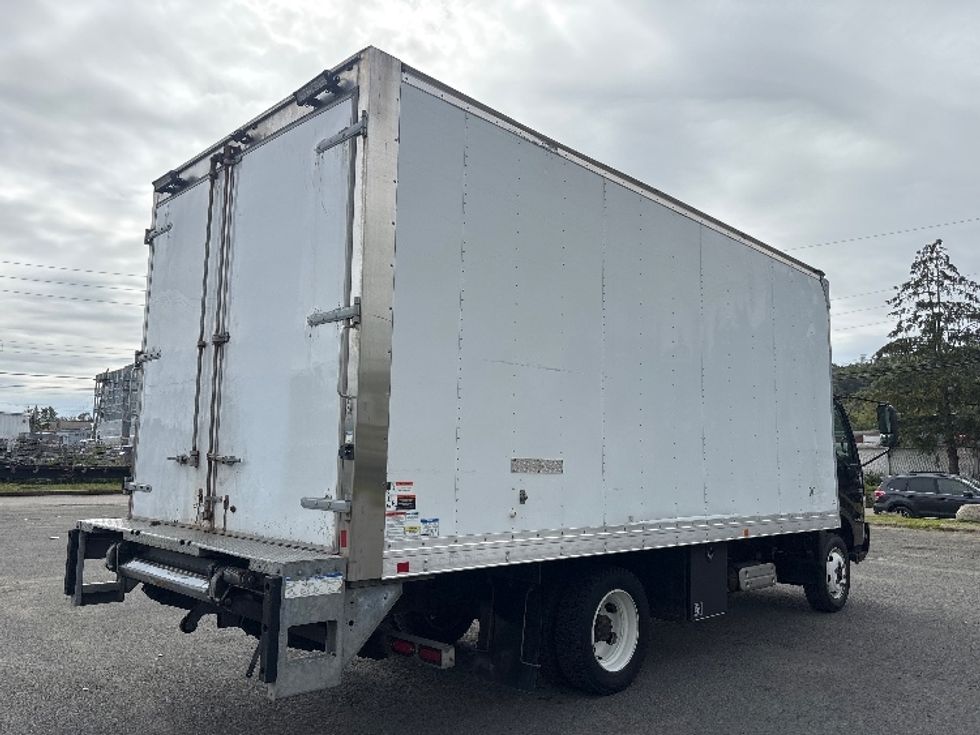 Medium Duty Box Truck-Light and Medium Duty Trucks-Hino-2020-195-Elmsford-NY-56,310\n\t\tmiles-$ 46,750 - Image 13