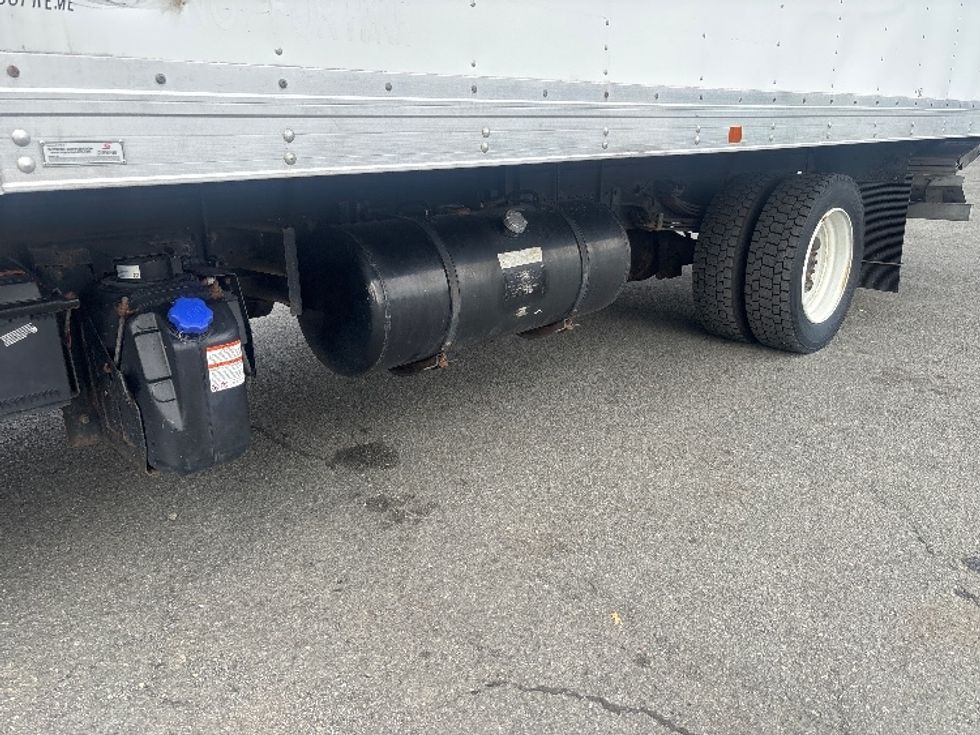 Medium Duty Box Truck-Light and Medium Duty Trucks-Hino-2020-195-Elmsford-NY-56,310\n\t\tmiles-$ 46,750 - Image 5