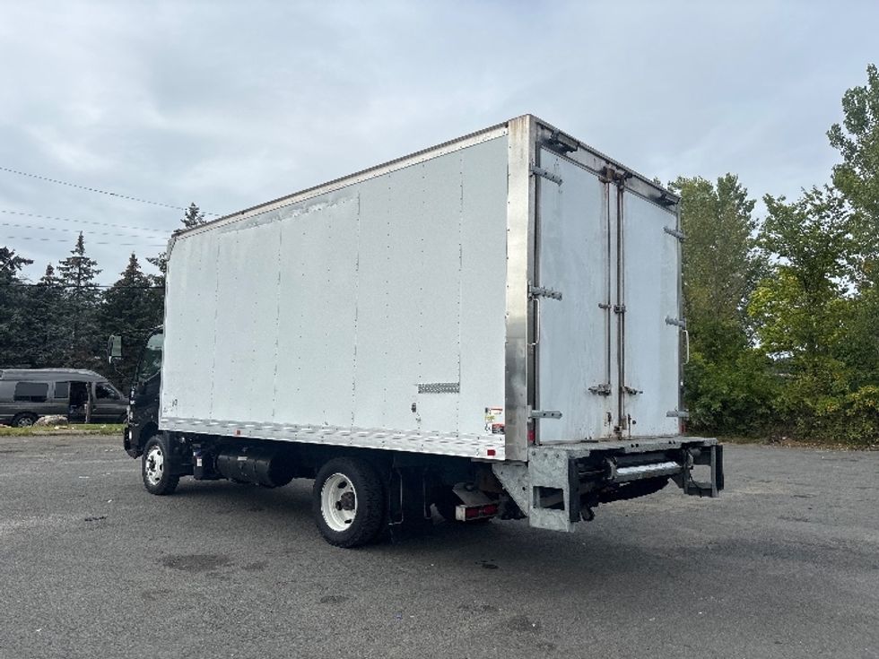 Medium Duty Box Truck-Light and Medium Duty Trucks-Hino-2020-195-Elmsford-NY-56,310\n\t\tmiles-$ 46,750 - Image 6