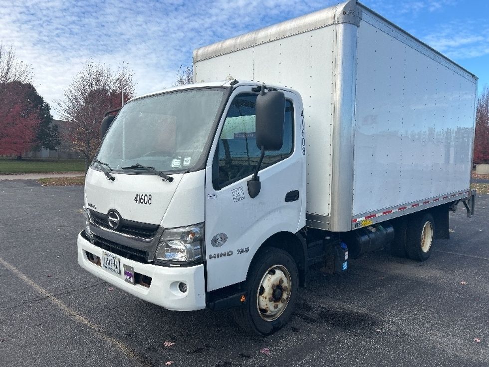 Medium Duty Box Truck-Light and Medium Duty Trucks-Hino-2020-195-Fredonia-NY-128,220\n\t\tmiles-$ 37,250 - Image 3