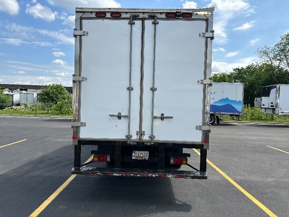 Medium Duty Box Truck-Light and Medium Duty Trucks-Hino-2020-195-Jessup-MD-139,126\n\t\tmiles-$ 38,500 - Image 7