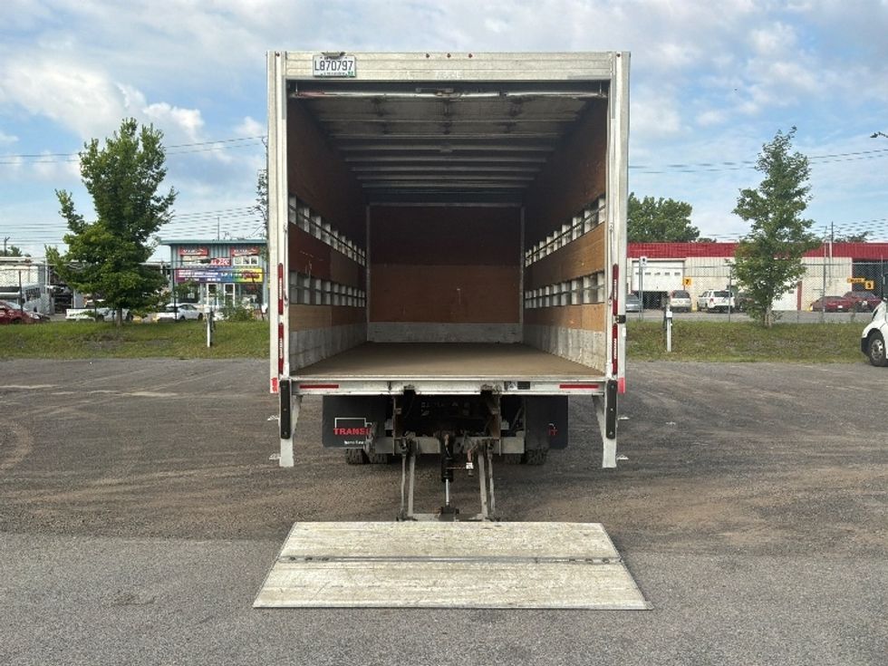 Medium Duty Box Truck-Light and Medium Duty Trucks-Hino-2020-195-Laval-PQ-165,571\n\t\tkm-$ 52,500 - Image 9